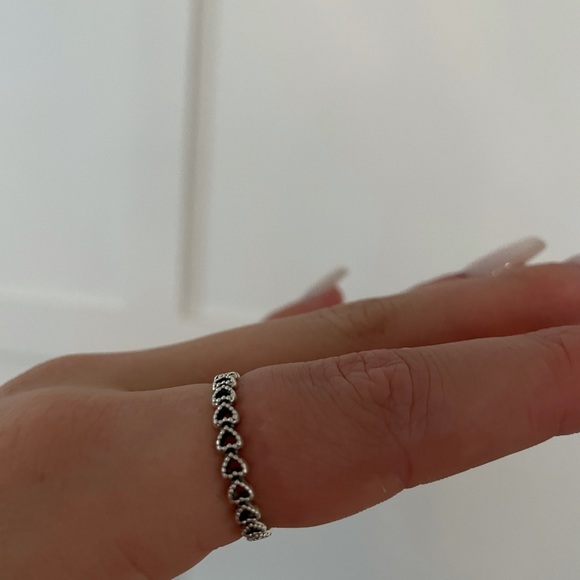 Perfect condition Pandora ring - Picture 6 of 9